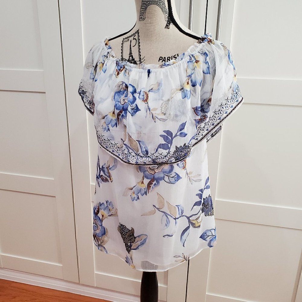 WHBM White Blue Floral Off Shoulder Top MP